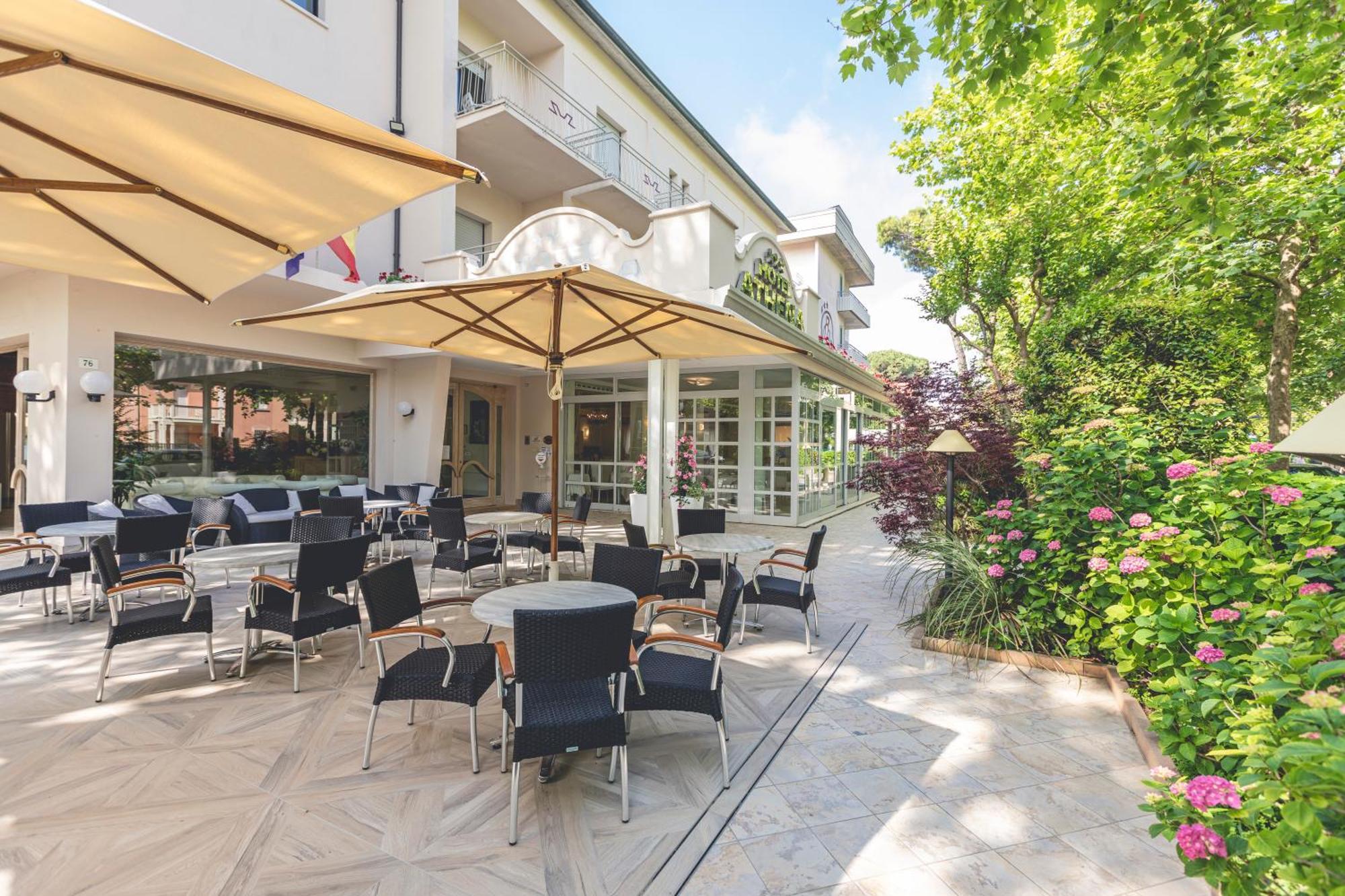 Hotel Athena Cervia Exterior foto