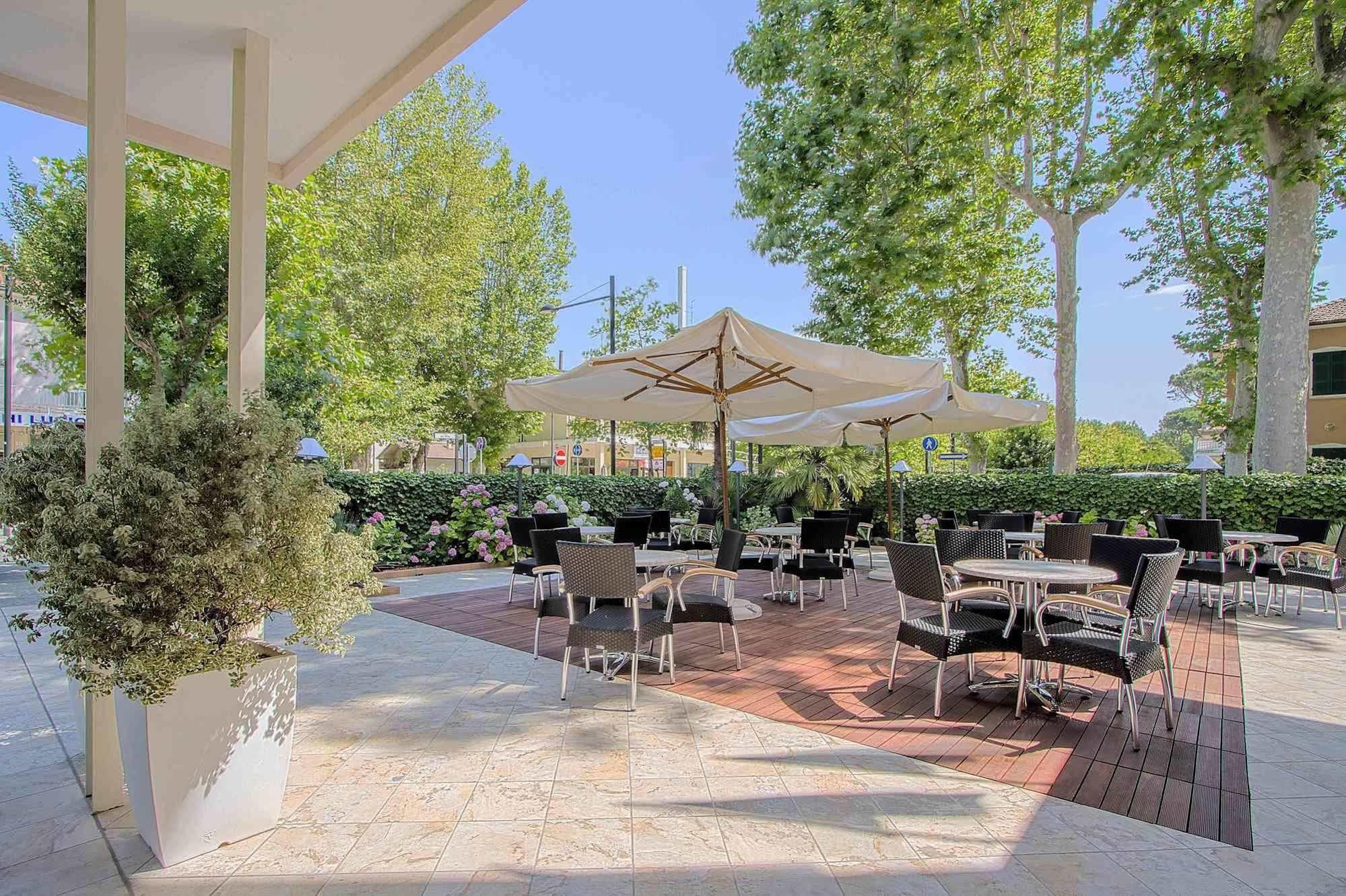 Hotel Athena Cervia Exterior foto